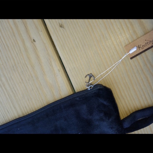 🌟SALE🌟 Black Wet Bikini Bag - Picture 7 of 8